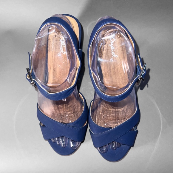 Navy Blue Chunky Platform Sandals - Picture 7 of 10